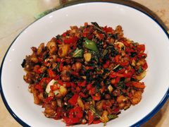 紫苏炒鸡-陈大锅·岳阳鱼馆·地道岳阳菜(美食街店)