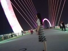 -南京眼步行桥