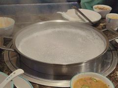 -鱼粤鲜淘米捞·中山脆肉鲩火锅(悦湖会店)