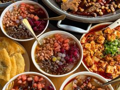 -大众跷脚牛肉馆·非遗传承单位(峨眉山店)