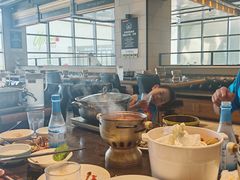 -川骄海鲜自助(王府井奥莱UP TOWN店原世界之花店)