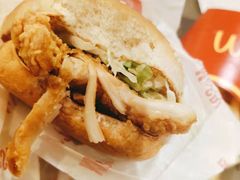 麦辣鸡腿堡-麦当劳(总统大酒店店)