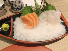 三文鱼背刺身-小山日本料理(兴业太古汇店)