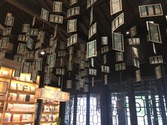 -猫的天空之城概念书店(杭州南宋御街店)