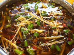 子姜鲜椒兔-二钳洞庭虾蟹·江湖菜(成都鹭岛店)
