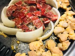 猫抓洋葱牛小粒-猫爪爪原切自助烤肉(观音桥阳光世纪店)