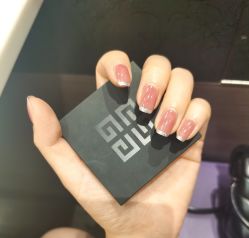 -悦指间美甲美睫