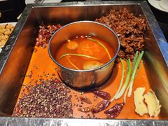 -安安火锅(上美广场店)