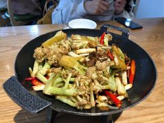 -兔行天下-鸿鹤鲜锅兔(中海国际店)