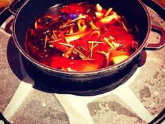 -三人行骨头王火锅(长寿店)