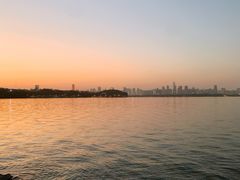 -东湖食堂·湖景餐厅•会议