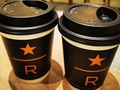 -星巴克臻选(上海虹桥新天地三店)