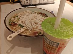 二十二年经典牛肉米粉-鑫花溪牛肉米粉(凤凰街创始总店)