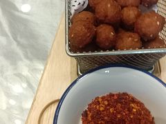 -鑫巴蜀小镇 · 水煮鱼专研店(玉桥店)