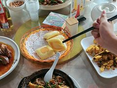 -鲤鱼塘农家山庄