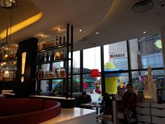 -必胜客(武汉欢乐谷店)