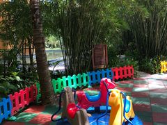 -三亚湾海居铂尔曼度假酒店