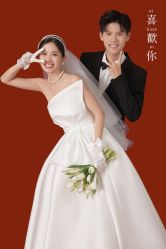 -喜爱高定婚纱摄影