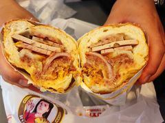 -Bánh Mì Huynh Hoa