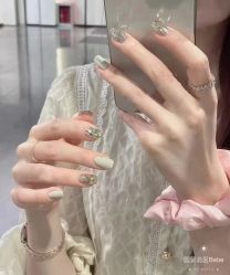 -悦指间美甲美睫