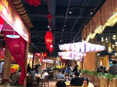 大堂-老滇山寨•云南特色菜•地方菜•民族风情歌舞表演(金碧店)