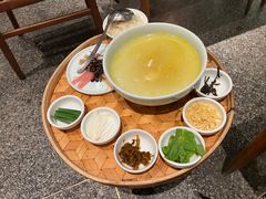 蒙自过桥米线-一坐一忘云南菜(北京skp店)