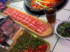 -热火朝天鲜切牛肉火锅(南强街巷店)