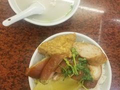 -猪脚洪隆江猪脚饭