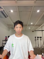 -变画·发型STUDIO