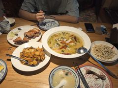 -小放牛炒菜馆(军校店)