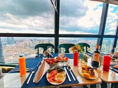 -锦厨国际自助餐厅 · 云端景观 (昆明索菲特大酒店)