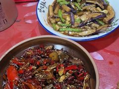 -老三样·美食研究中心(世贸路店)