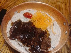 牛肉蘑菇烩饭-I HOLIC艾豪丽披萨(KKone店)