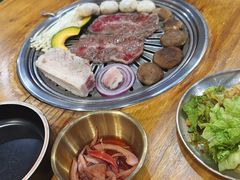 -黑豚黨韩国烤肉料理(悦然时光店)