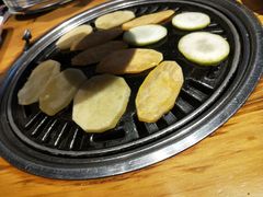 -唯成•韩国炭火烤肉 유성고기