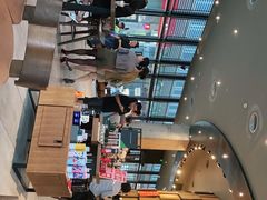 -星巴克臻选(惠州华贸天地1楼店)