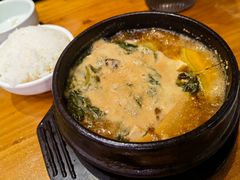 -长寿参鸡汤(朝韩风情街店)