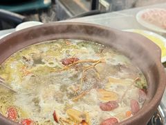 -东记炭炉·海鲜鸡煲(龙华店)