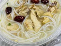 -燕子煨汤(山海关路店)