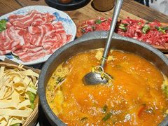 -贵厨酸汤牛肉(花果园国际中心店)