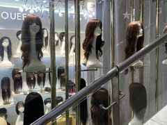 -LAQUEEN 时尚健康假发(万象城总店)