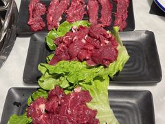-潮牛宴·鲜牛肉自助火锅烤肉(龙岩新罗万达店)