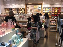 -名创优品(天河区正佳广场二店)