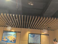 -海底捞火锅(曼巴特广场店)