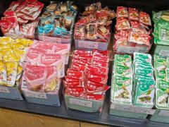 零售区-良品铺子(五角场万达店)