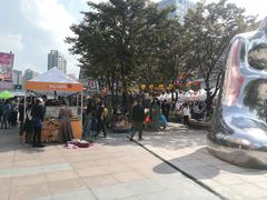 -证大大拇指广场(芳甸路店)