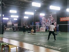 -尤尼克斯羽毛球主题馆