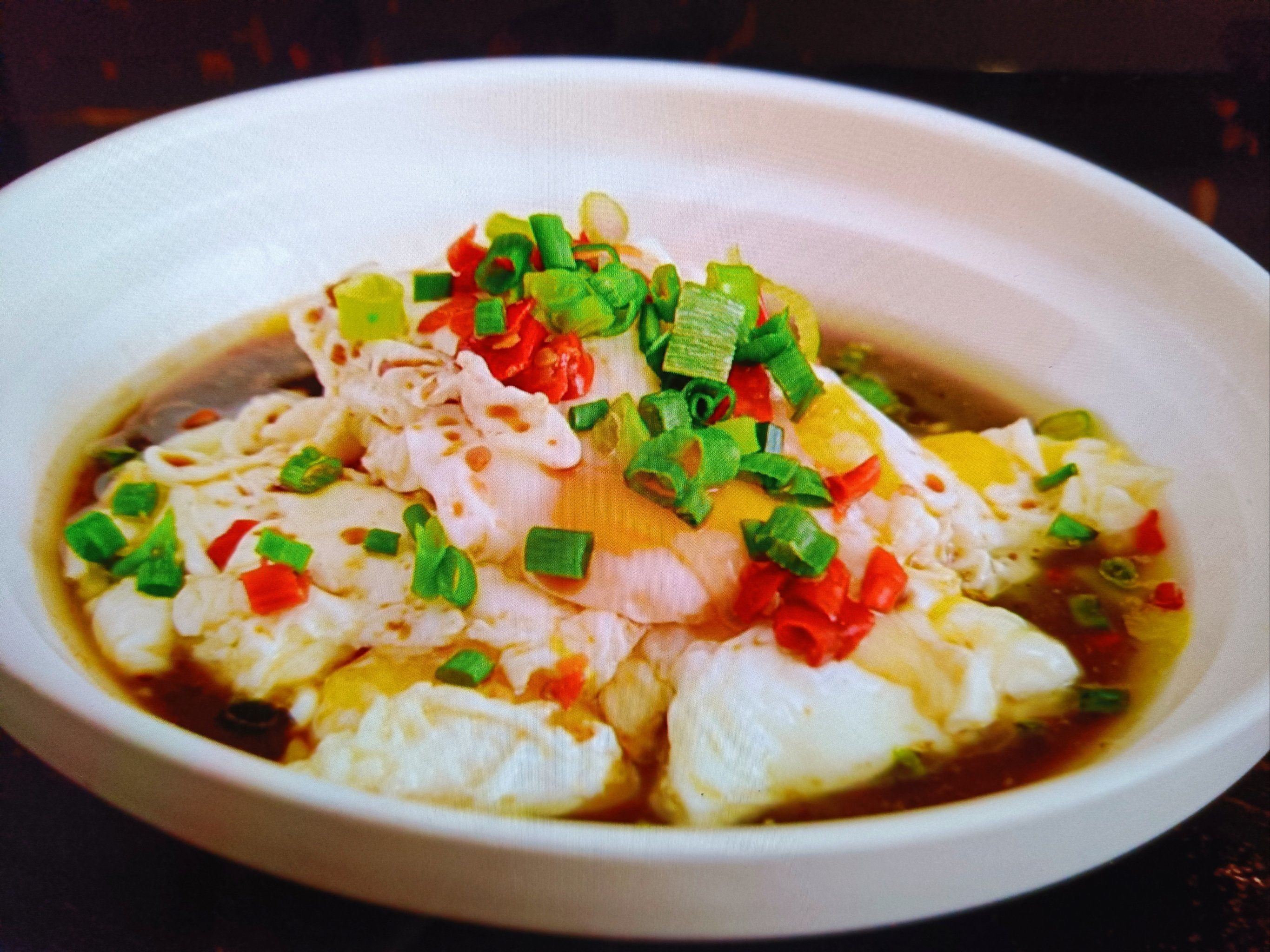 毛纪上品的醋炒蛋是一道具有独特风味和营养