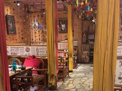 -老牌坊云南鱼豆花火锅(爱建店)