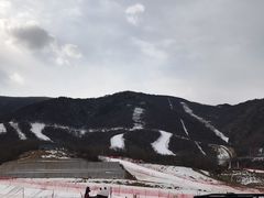 -鳌山滑雪度假区